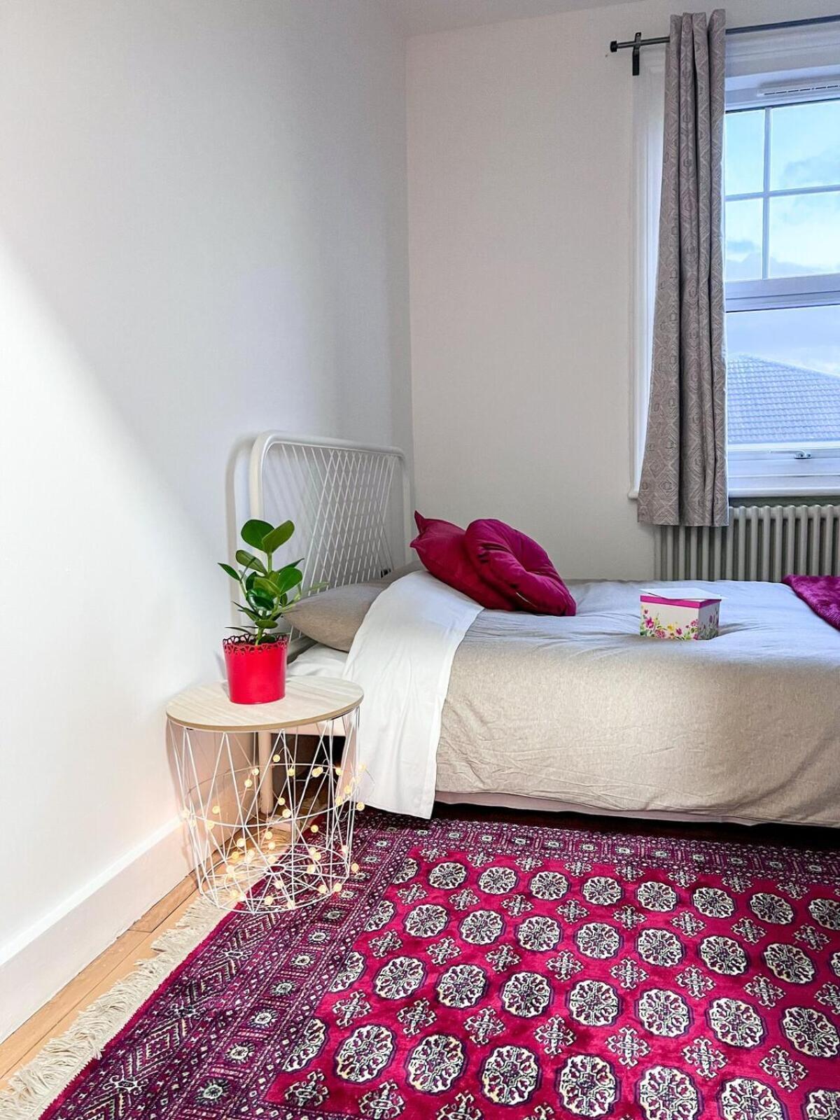 Zozy Happy Land Hotell London Eksteriør bilde