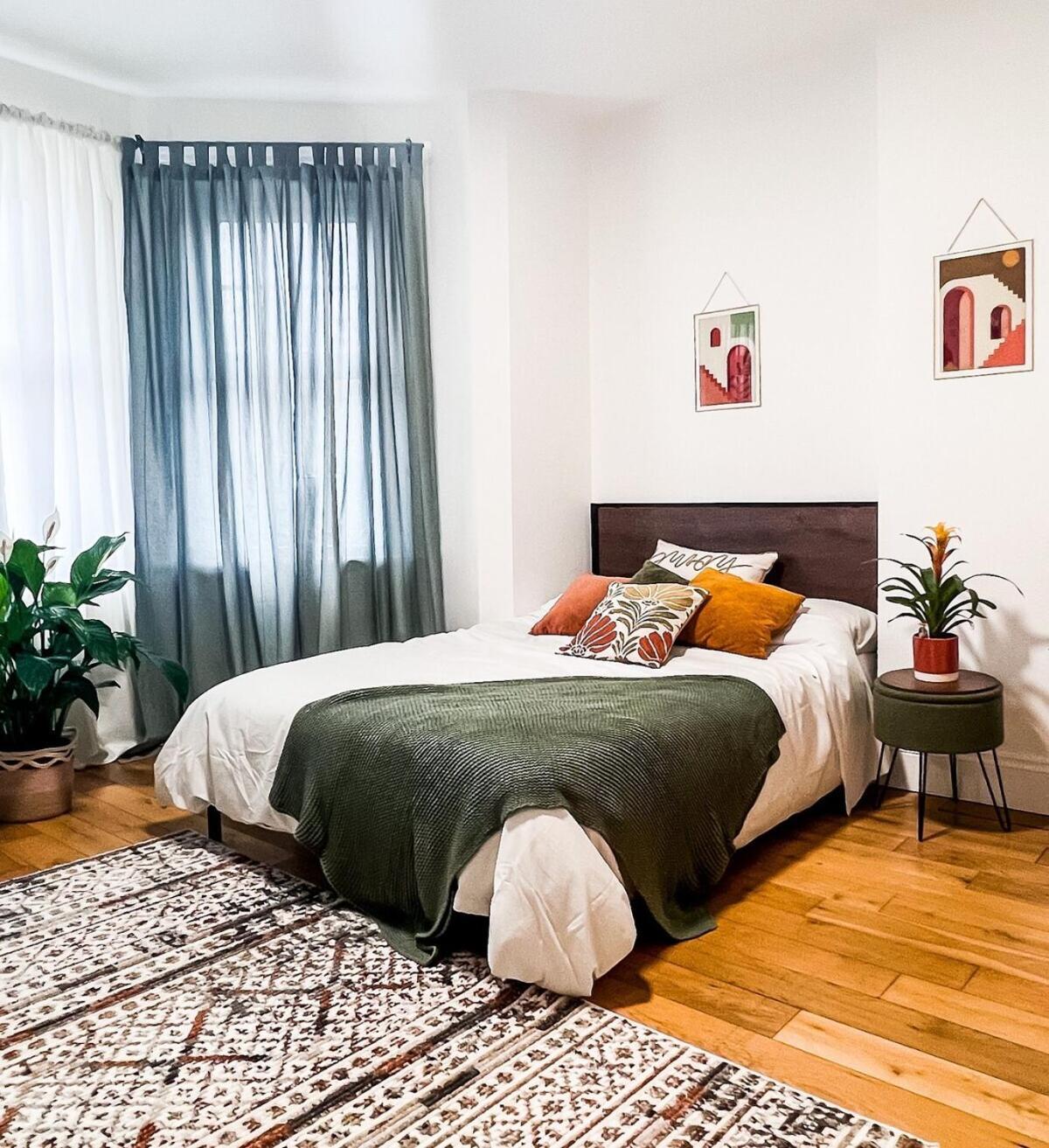 Zozy Happy Land Hotell London Eksteriør bilde